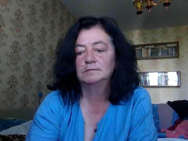 krisshurdlove live cam on BongaCams