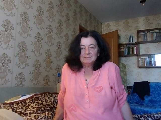 krisshurdlove live cam on BongaCams