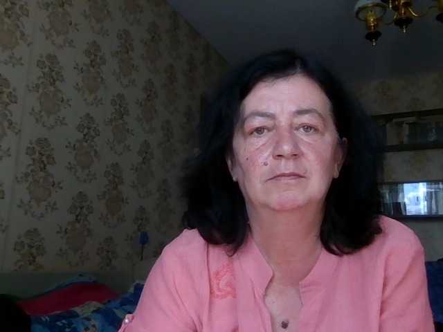 krisshurdlove live cam on BongaCams