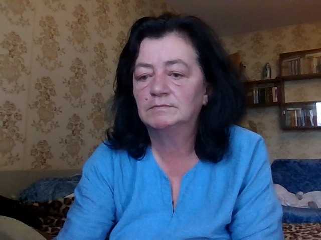 krisshurdlove live cam on BongaCams