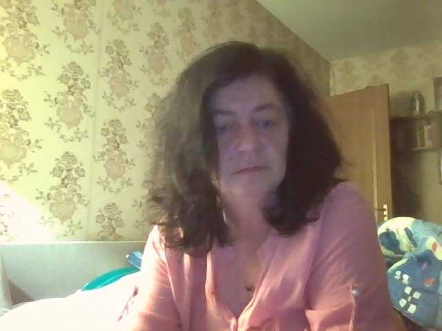 krisshurdlove live cam on BongaCams