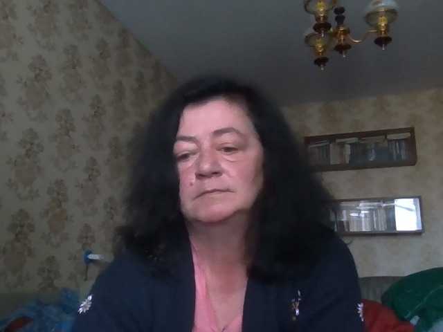 krisshurdlove live cam on BongaCams