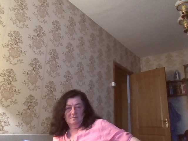 krisshurdlove live cam on BongaCams