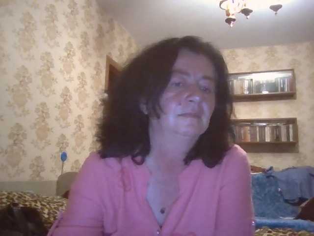 krisshurdlove live cam on BongaCams