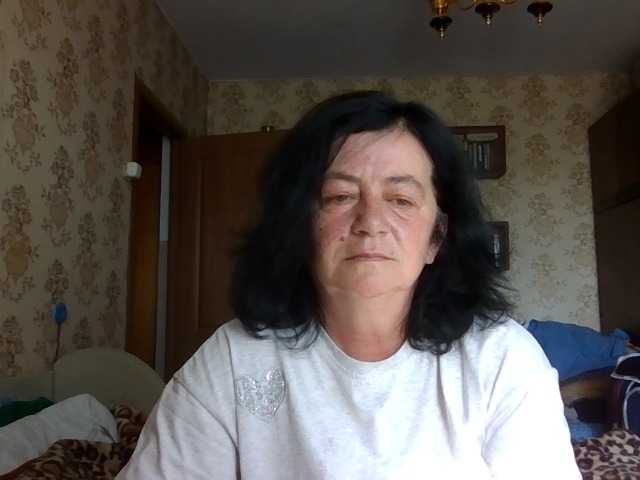 krisshurdlove live cam on BongaCams