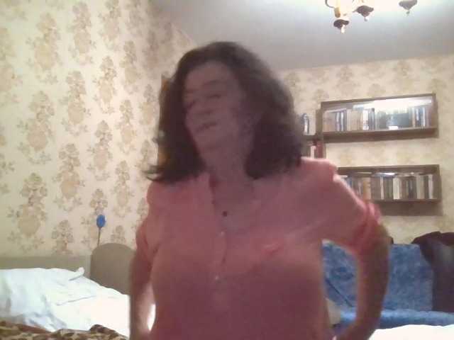 krisshurdlove live cam on BongaCams