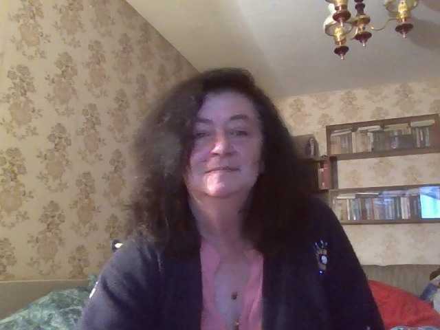 krisshurdlove live cam on BongaCams