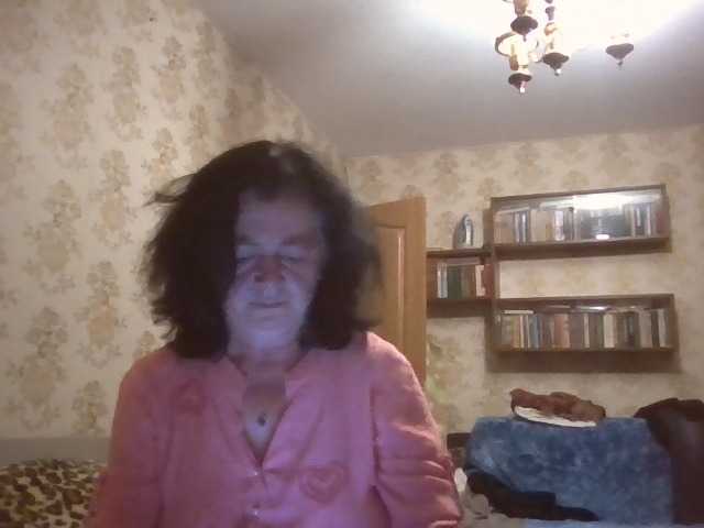 krisshurdlove live cam on BongaCams