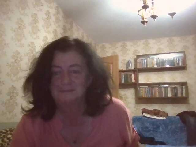 krisshurdlove live cam on BongaCams