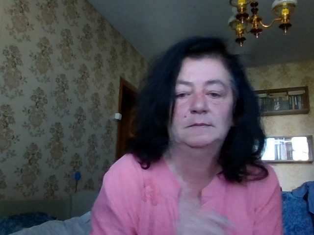 krisshurdlove live cam on BongaCams