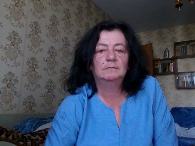 krisshurdlove live cam on BongaCams