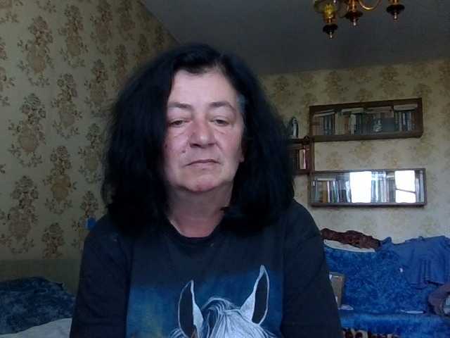krisshurdlove live cam on BongaCams