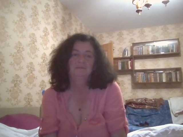 krisshurdlove live cam on BongaCams