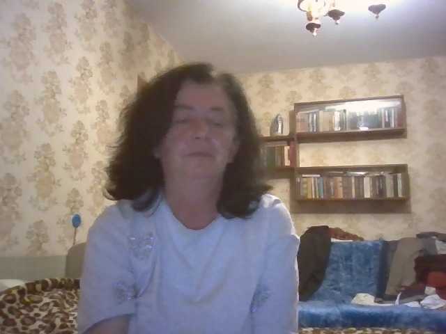 krisshurdlove live cam preview