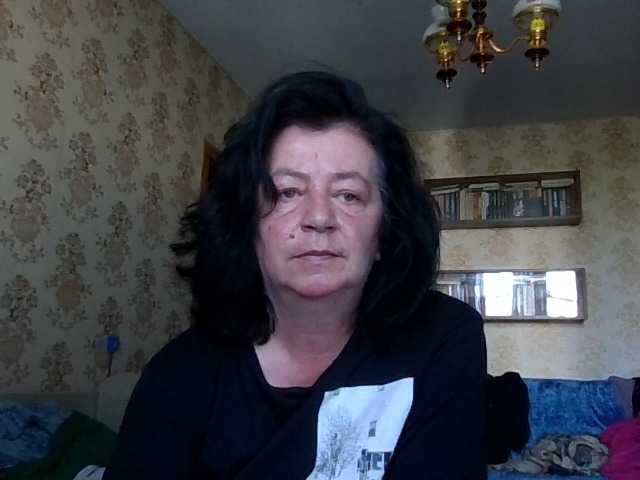 krisshurdlove live cam on BongaCams