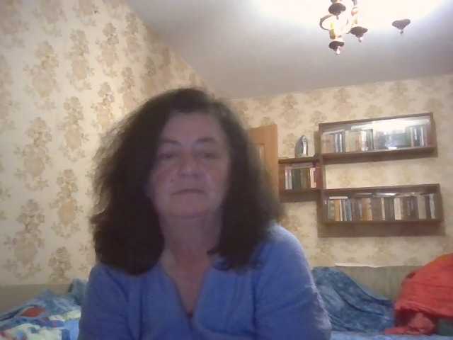 krisshurdlove live cam on BongaCams