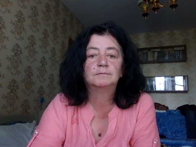 krisshurdlove live cam on BongaCams