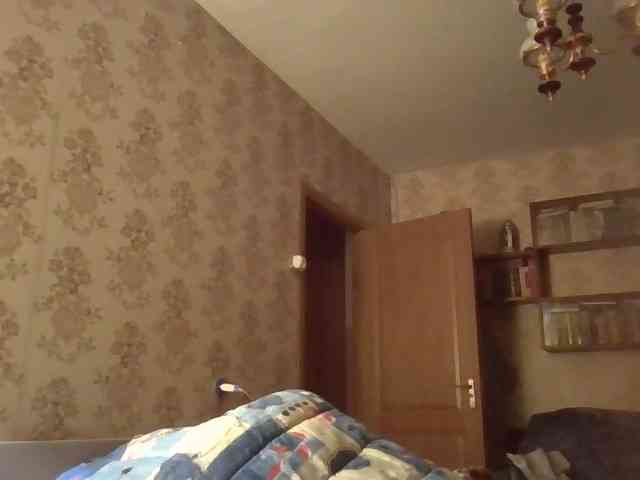 krisshurdlove webcam