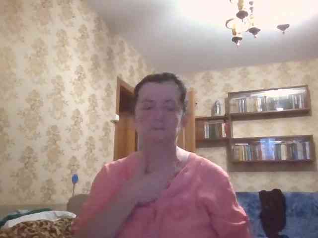 krisshurdlove Live Webcam on BongaCams