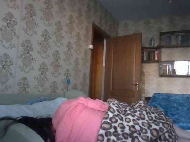 krisshurdlove webcam