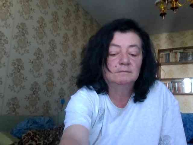 krisshurdlove webcam