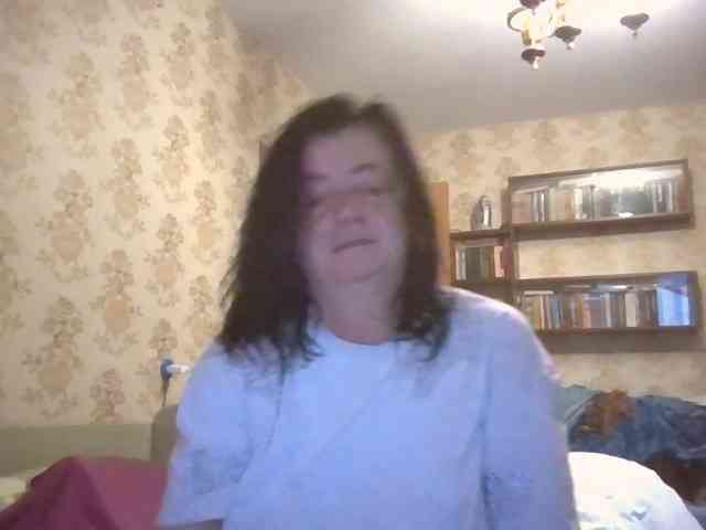 krisshurdlove Live Webcam on BongaCams