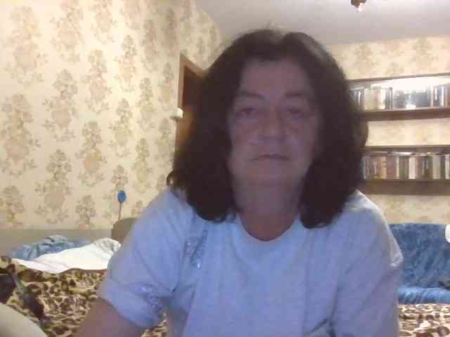 krisshurdlove webcam