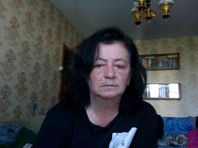 krisshurdlove Live Webcam on BongaCams