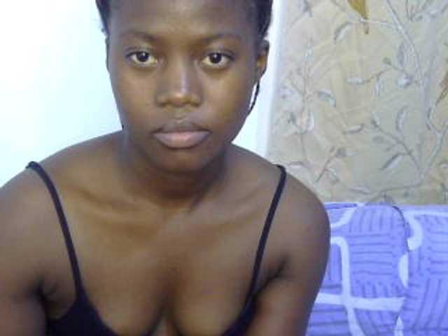 Shall live cam on BongaCams