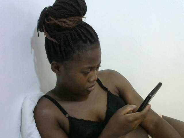Shall live cam on BongaCams