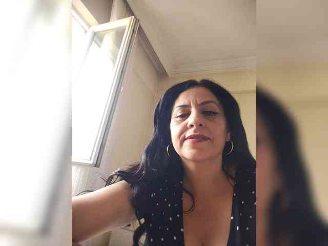 Lale383838 webcam