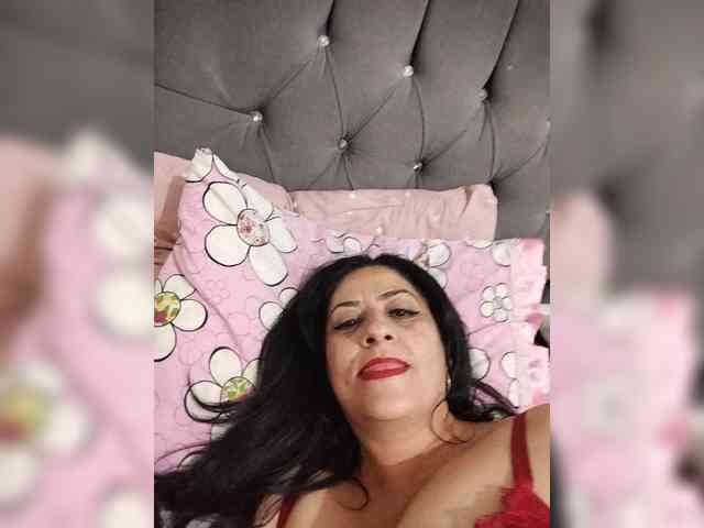 Lale383838 webcam