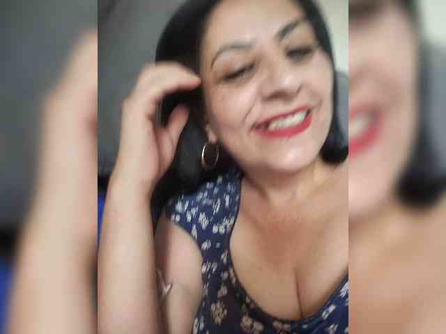 Lale383838 webcam