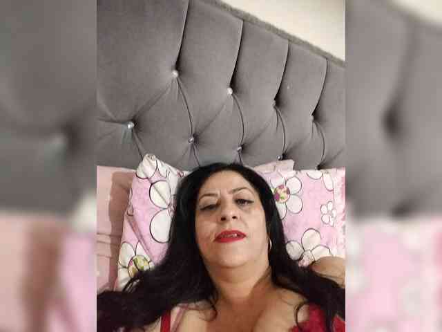 Lale383838 webcam