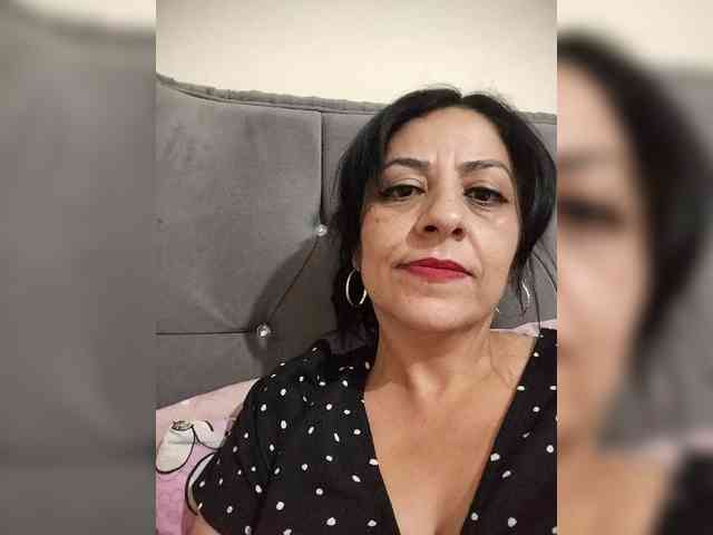 Lale383838 webcam