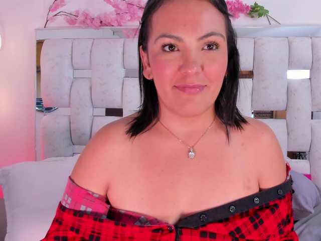 AntonellaVega live cam on BongaCams