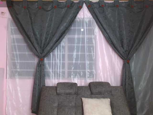 AnnieSparkle live webcam show