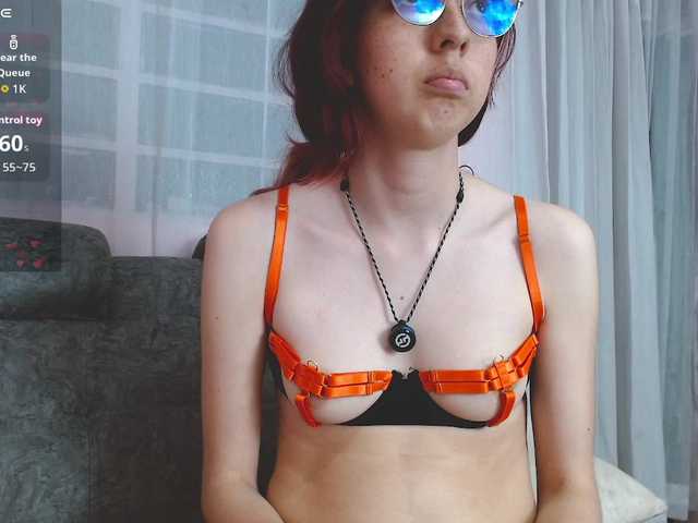 AnnieSparkle live cam on BongaCams