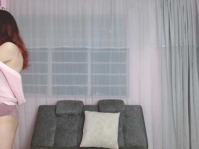 AnnieSparkle live cam on BongaCams
