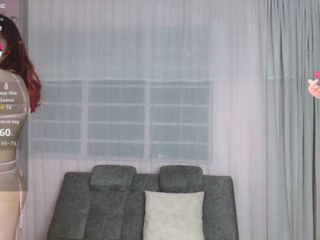 AnnieSparkle live cam on BongaCams