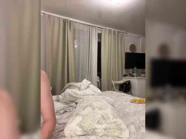 Karishochka1 webcam