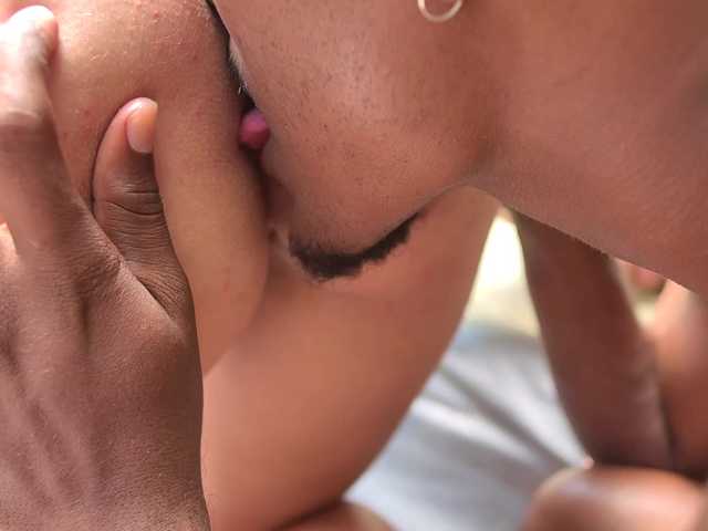 OutdoorGaySex live cam on BongaCams