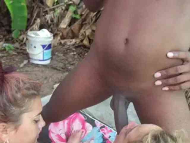 OutdoorGaySex webcam