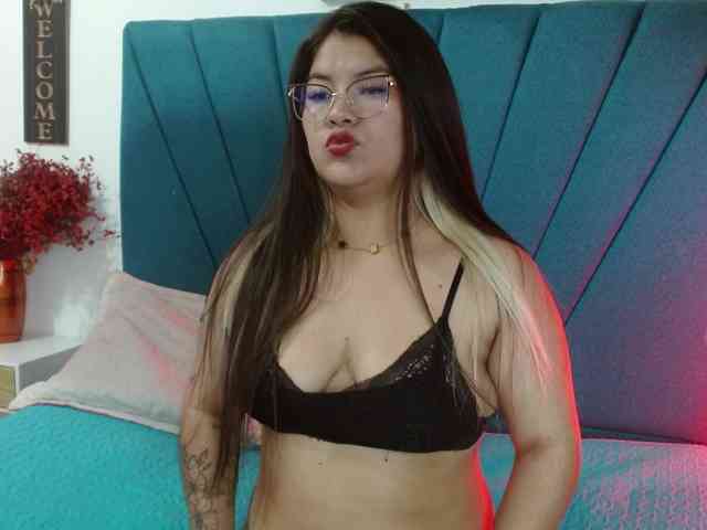 Yasmin-wish webcam