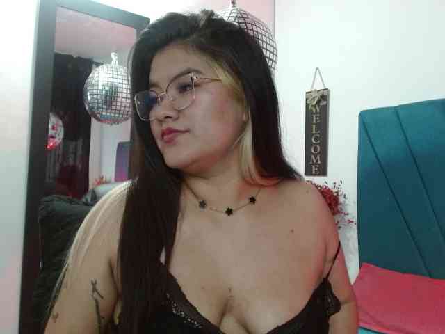 Yasmin-wish webcam