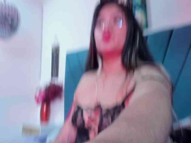 Yasmin-wish webcam