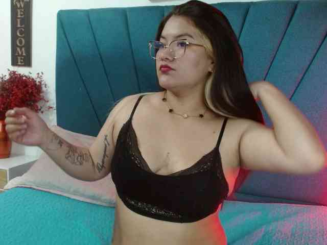 Yasmin-wish webcam
