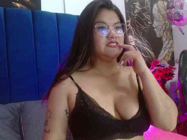 Yasmin-wish webcam