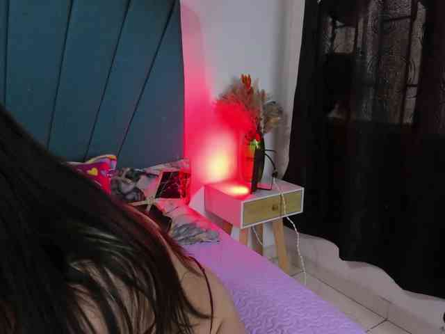 Yasmin-wish webcam