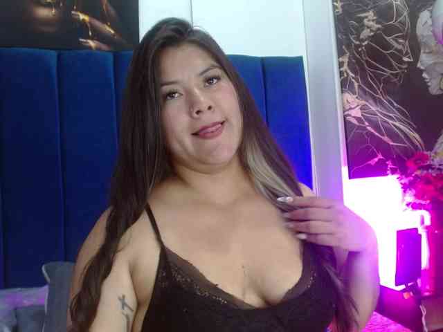 Yasmin-wish webcam